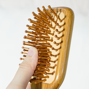 🌿 BambooCare™ – Luxe Bamboe Haarborstel met Luchtkussen